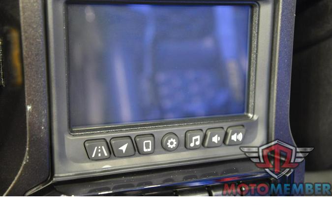 2023 Slingshot R Manual