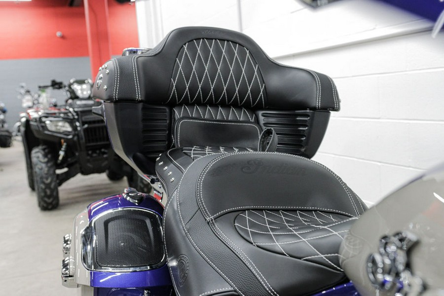 2024 Indian Motorcycle® Roadmaster® with Powerband Audio Package Spirit Blue Metallic/Silver Quartz