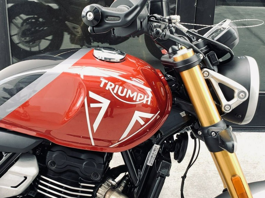 2024 Triumph Speed 400 Carnival Red / Phantom Black