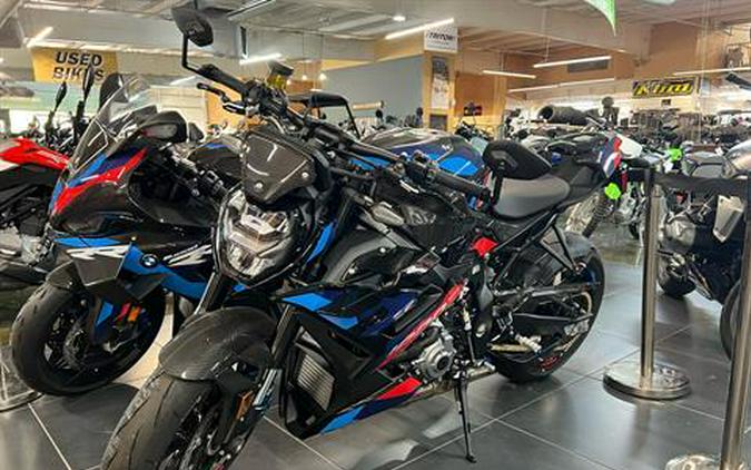 2024 BMW M 1000 R