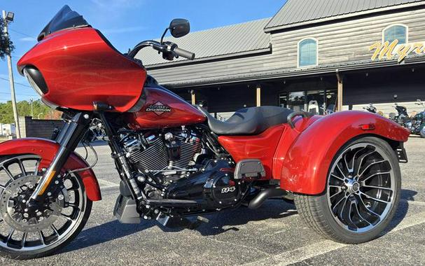 2025 Harley-Davidson® FLTRT - Road Glide® 3