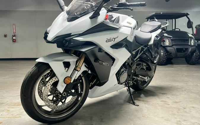 2026 Suzuki GSX-S1000GT+