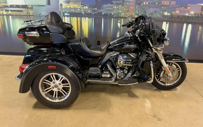 flhtcutg 2016 Tri Glide Ultra