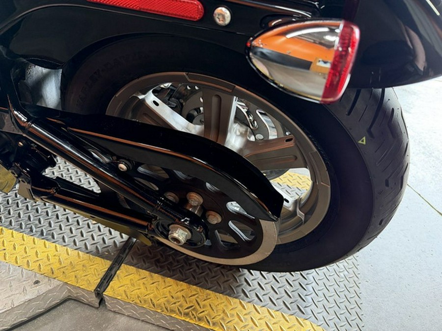 2024 Harley-Davidson Softail FXST - Standard
