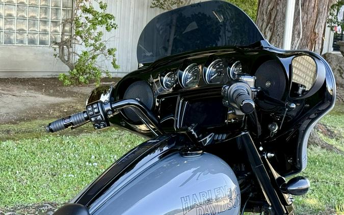 2022 FLHXST Street Glide ST