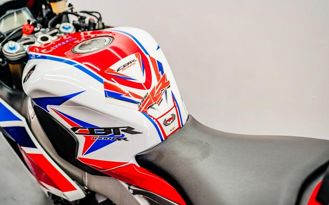 2014 Honda CBR®1000RR SP
