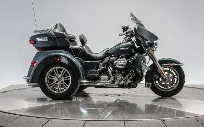 2020 HARLEY-DAVIDSON FLHTCUTG TRI GLIDE ULTRA in Spruce with 15,484 miles