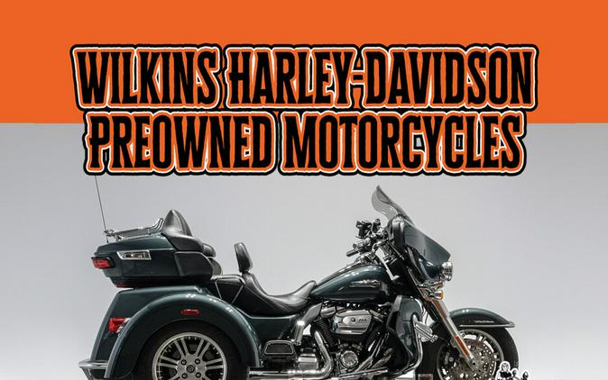 2020 HARLEY-DAVIDSON FLHTCUTG TRI GLIDE ULTRA in Spruce with 15,484 miles