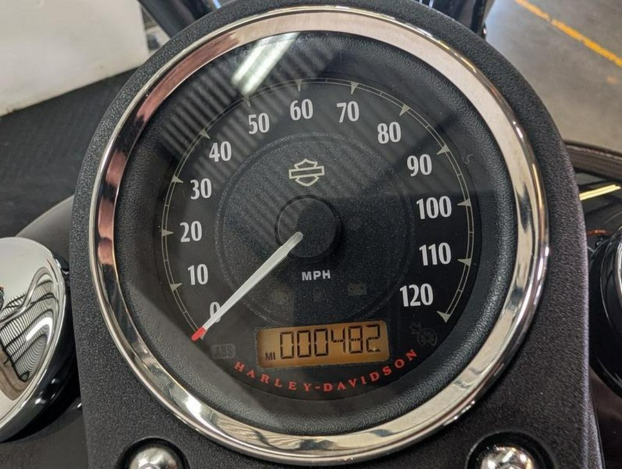 2017 Harley-Davidson® FXDB - Street Bob®