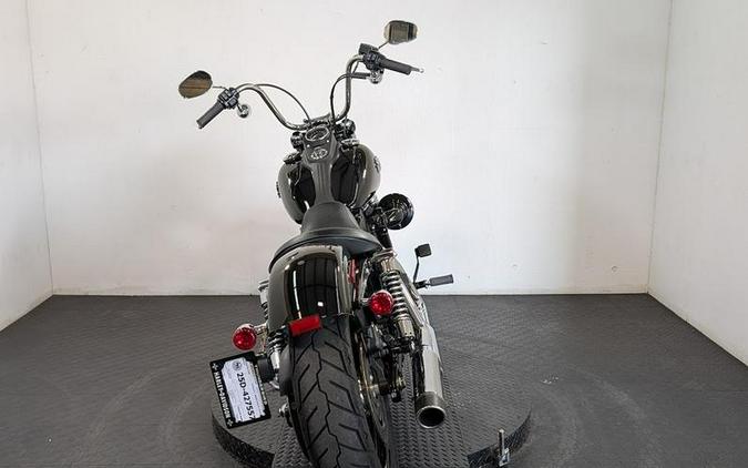 2017 Harley-Davidson® FXDB - Street Bob®