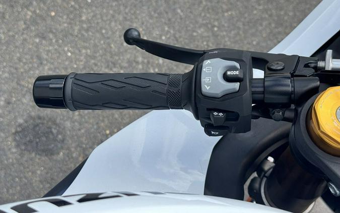 2023 Suzuki GSX-R 1000R