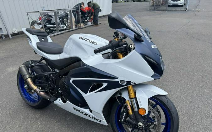2023 Suzuki GSX-R 1000R