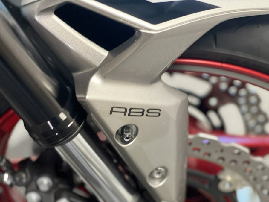 2023 Kawasaki Z900 ABS