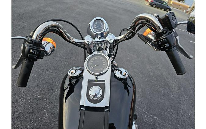 2001 Harley-Davidson® FXSTS SPRINGER SOFTAIL