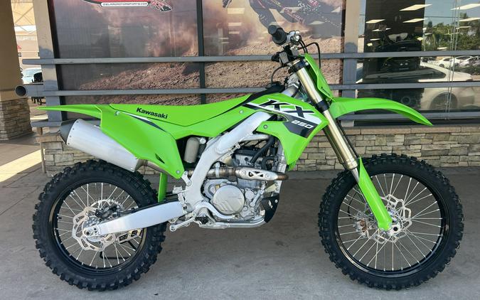 FIRST LOOK! 2024 KAWASAKI KX250, KX112, KX85 & KX65 MODELS