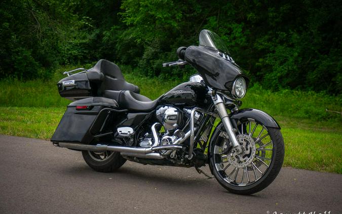 2016 Harley-Davidson® FLHX - Street Glide®