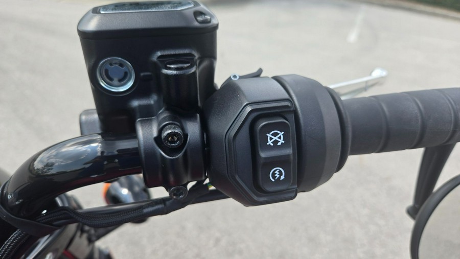 2025 Indian Motorcycle Scout® Bobber Limited