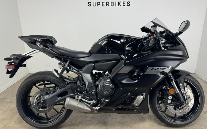 2025 Yamaha YZF-R7 Matte Raven Black - 017698