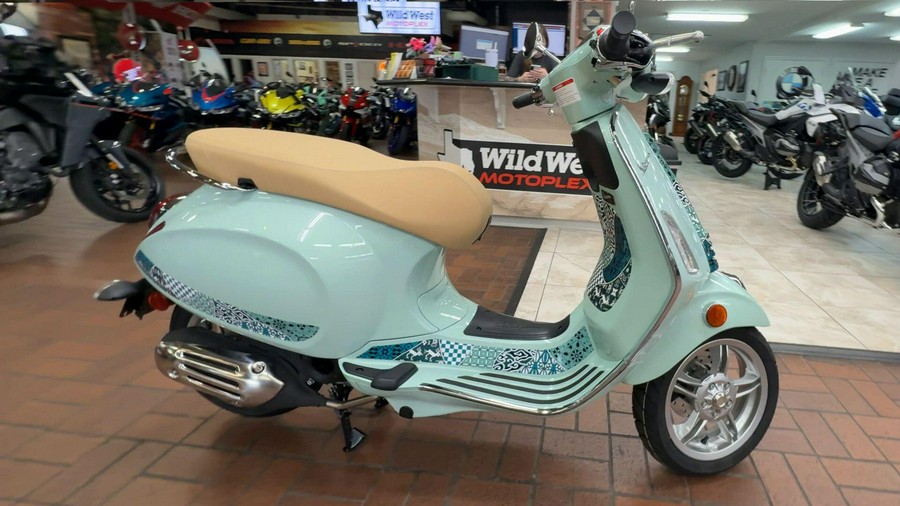 2025 Vespa PRIMAVERA 50 BATIK