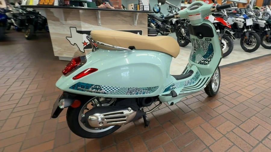 2025 Vespa PRIMAVERA 50 BATIK
