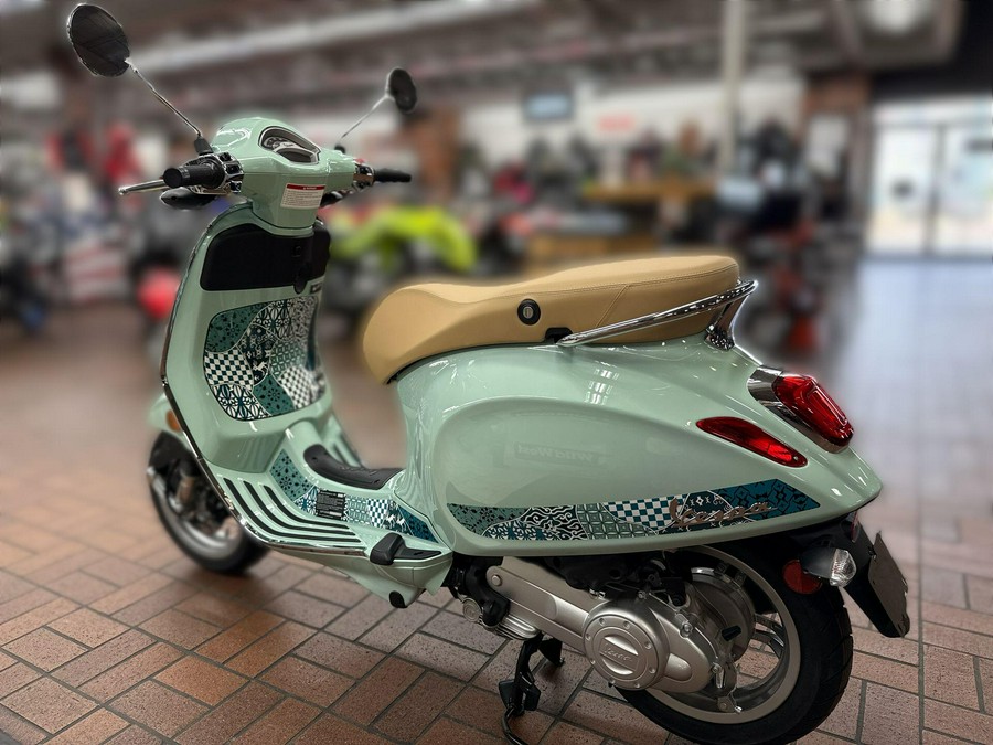 2025 Vespa PRIMAVERA 50 BATIK