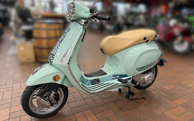 2025 Vespa PRIMAVERA 50 BATIK