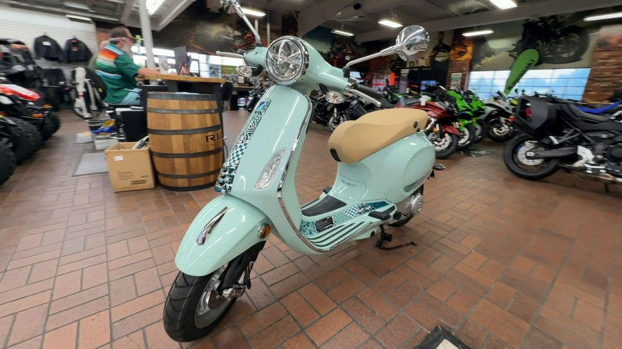 2025 Vespa PRIMAVERA 50 BATIK