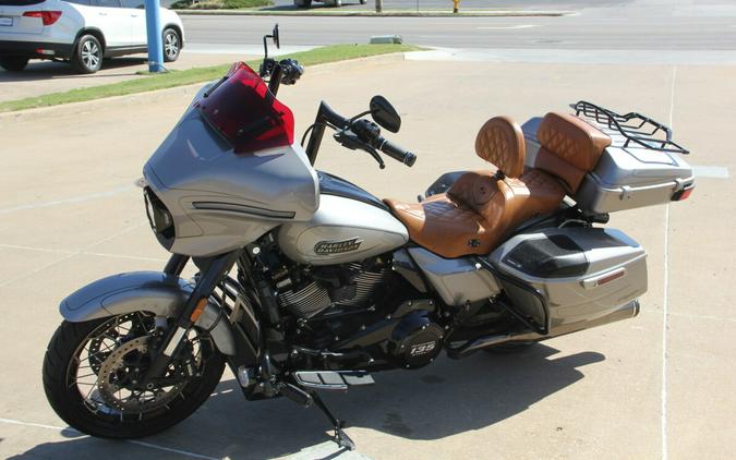 2023 Harley-Davidson CVO Street Glide Dark Platinum