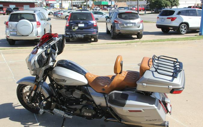 2023 Harley-Davidson CVO Street Glide Dark Platinum