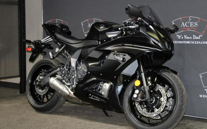2025 Yamaha R7