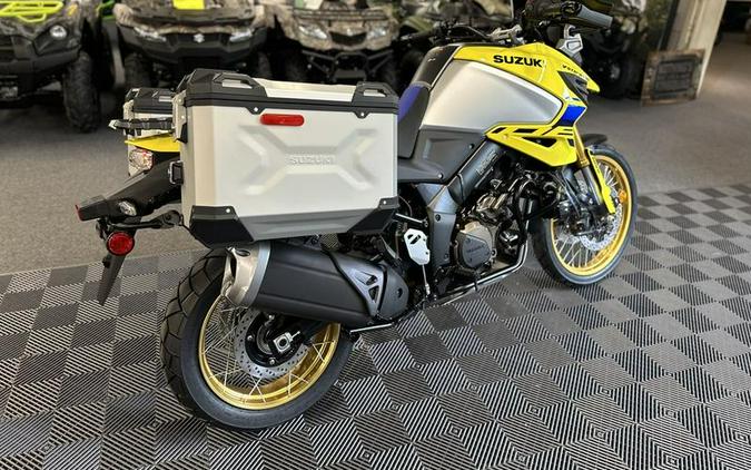 2023 Suzuki V-Strom 1050DE Adventure