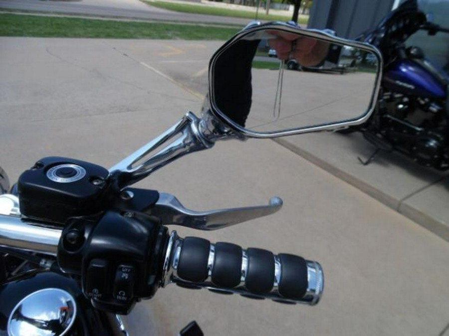 2008 Harley-Davidson® FXCWC