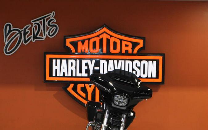 2024 Harley-Davidson® FLHX - Street Glide®