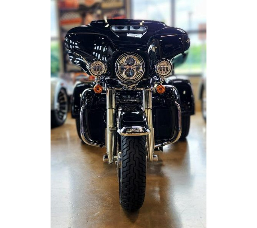 2024 Harley-Davidson® FLHTCUTG - Tri Glide® Ultra