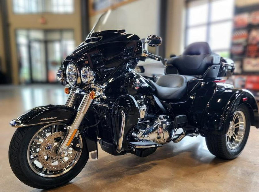 2024 Harley-Davidson® FLHTCUTG - Tri Glide® Ultra