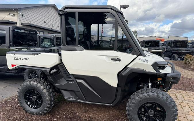 2026 Can-Am® Defender Limited HD11