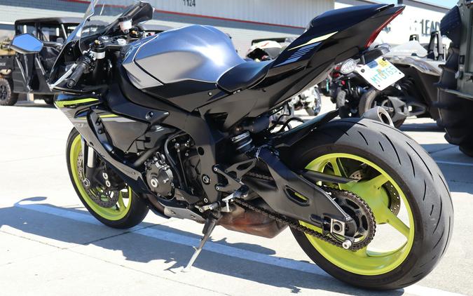 2017 Yamaha Motor Corp., USA YZF-R1S