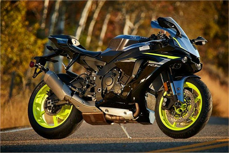 2017 Yamaha Motor Corp., USA YZF-R1S