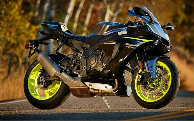 2017 Yamaha Motor Corp., USA YZF-R1S