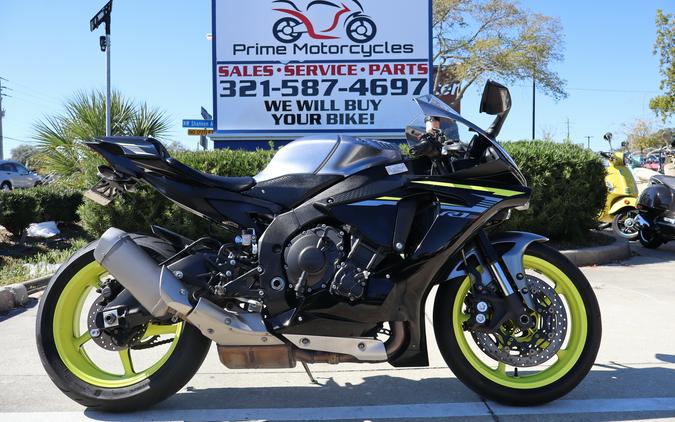 2017 Yamaha Motor Corp., USA YZF-R1S