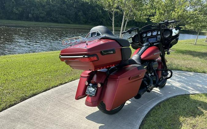 2019 Harley-Davidson® FLHX - Street Glide®