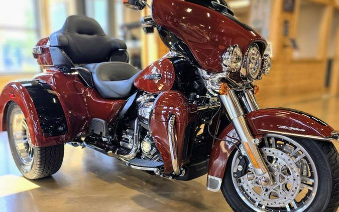 2024 Harley-Davidson® FLHTCUTG - Tri Glide® Ultra