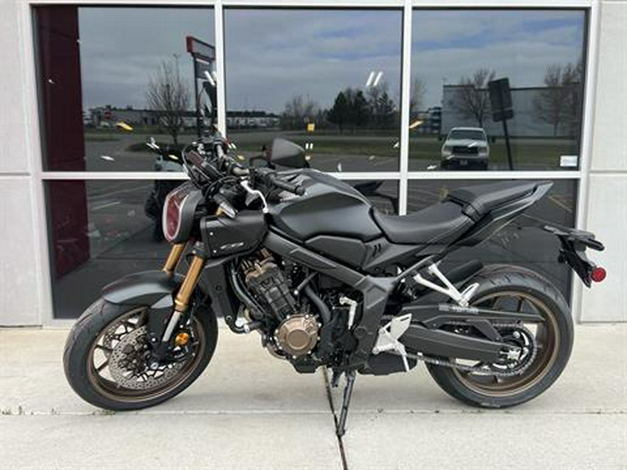 2026 Honda CB650R E-Clutch