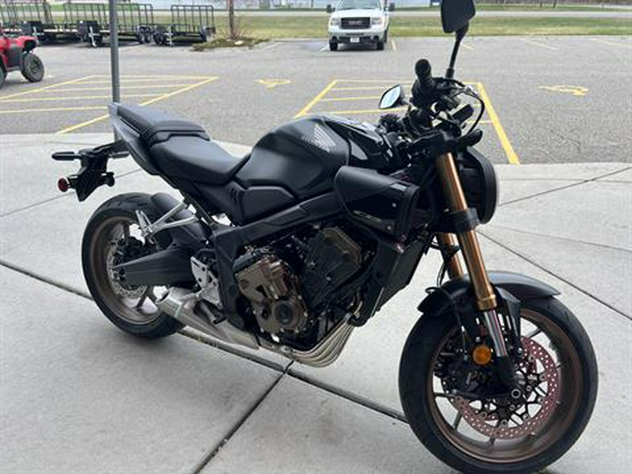2026 Honda CB650R E-Clutch