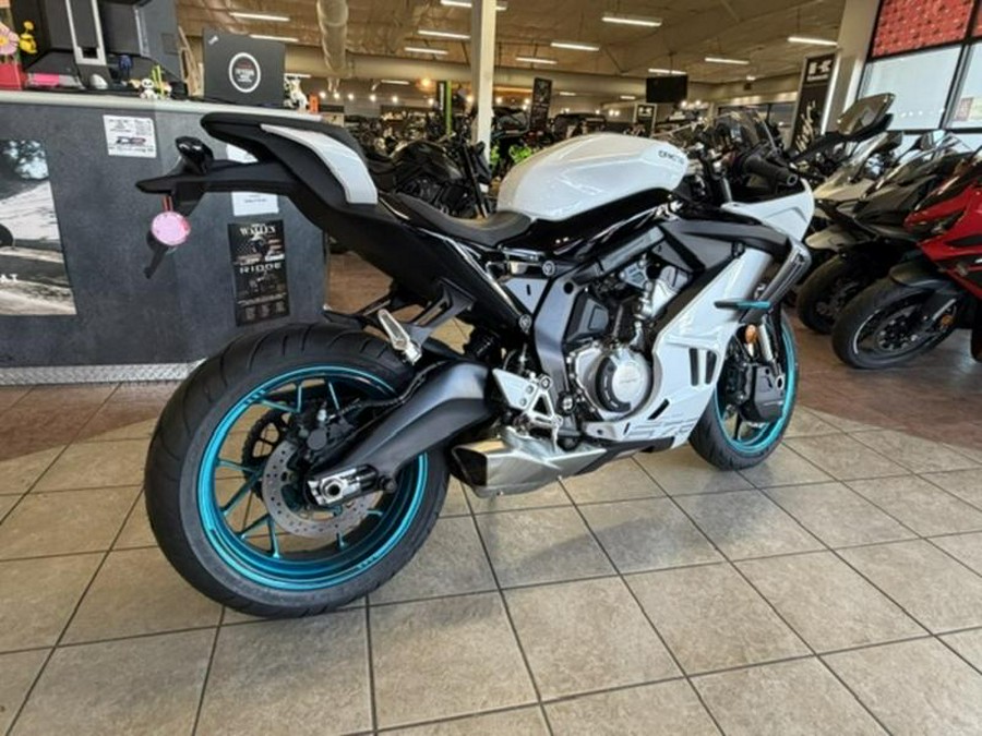 2026 CFMOTO 675SS