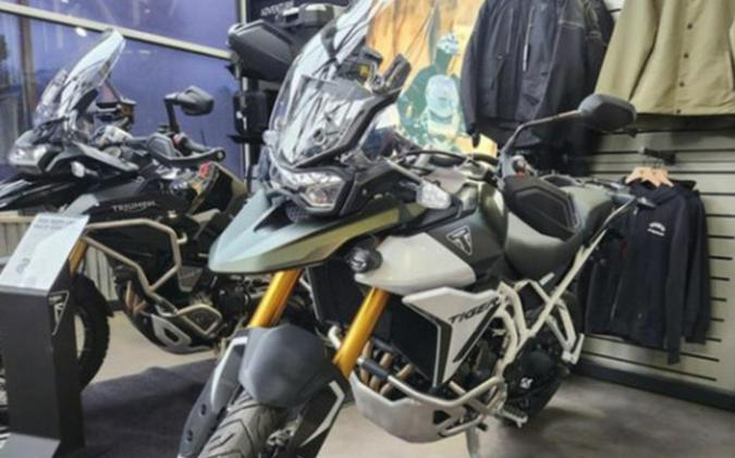 2025 Triumph Tiger 900 Rally Pro Matte Khaki Green / Matte Phan