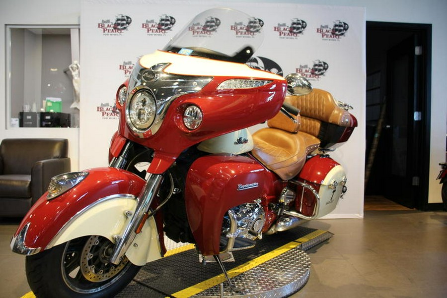 2016 Indian Motorcycle® 2016 ROADMASTER INDIAN RED/ WILLOW CREAM