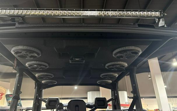 2026 Can-Am Defender MAX X mr HD11 with half-doors