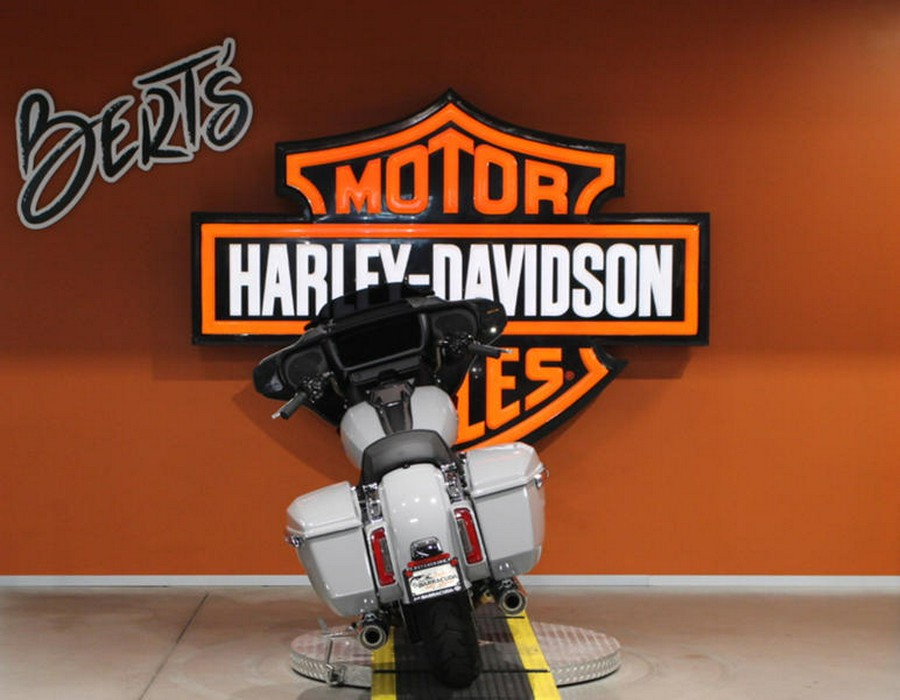 2024 Harley-Davidson® FLHX - Street Glide®