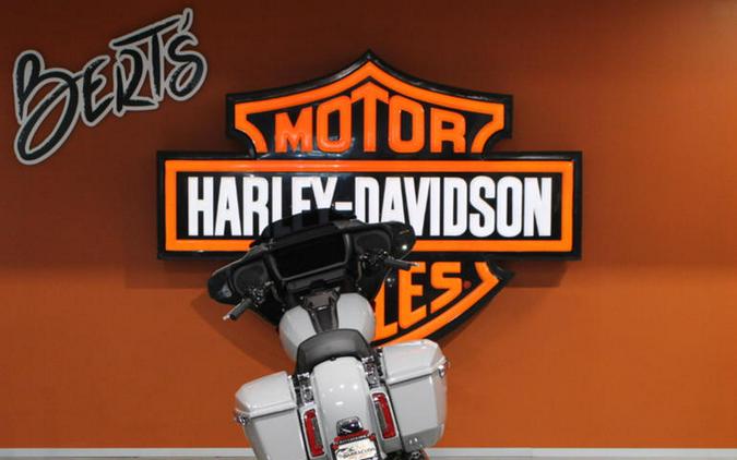 2024 Harley-Davidson® FLHX - Street Glide®